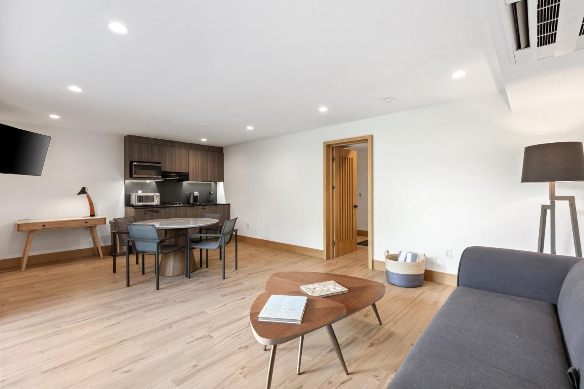 Malibu Sand Carbon Beach Suites Экстерьер фото