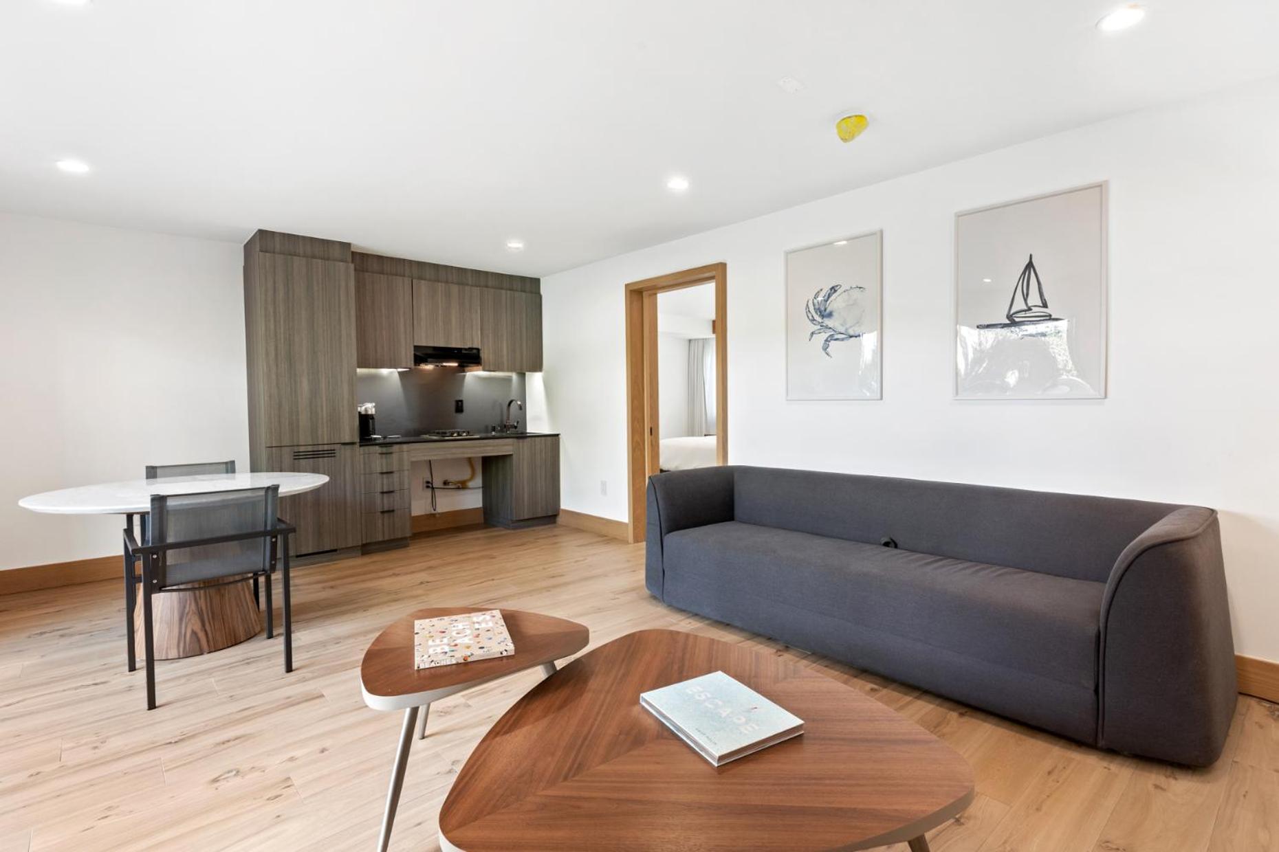 Malibu Sand Carbon Beach Suites Экстерьер фото