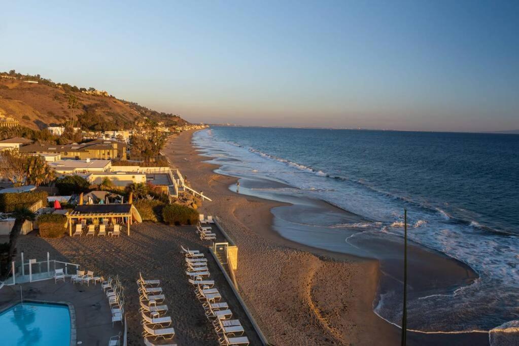 Malibu Sand Carbon Beach Suites Экстерьер фото