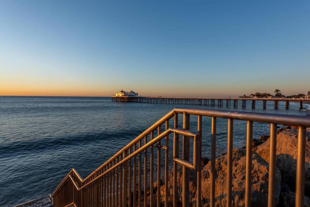 Malibu Sand Carbon Beach Suites Экстерьер фото